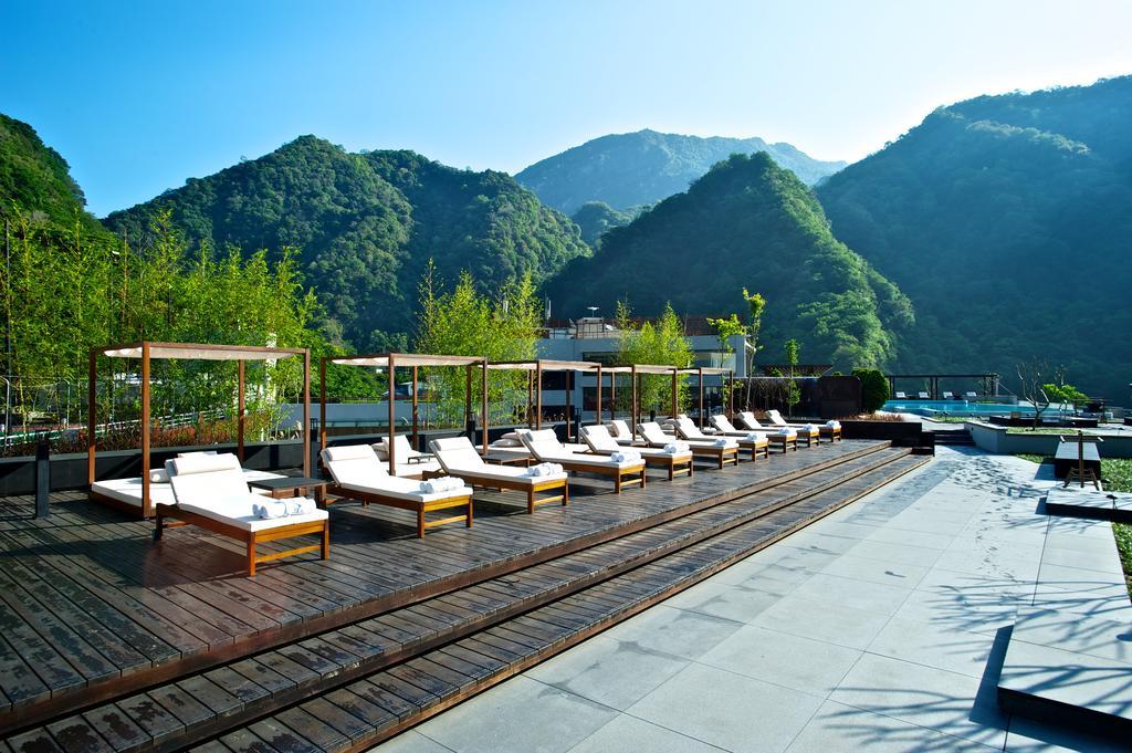 Silks Place Taroko Hotel Fushi Bagian luar foto