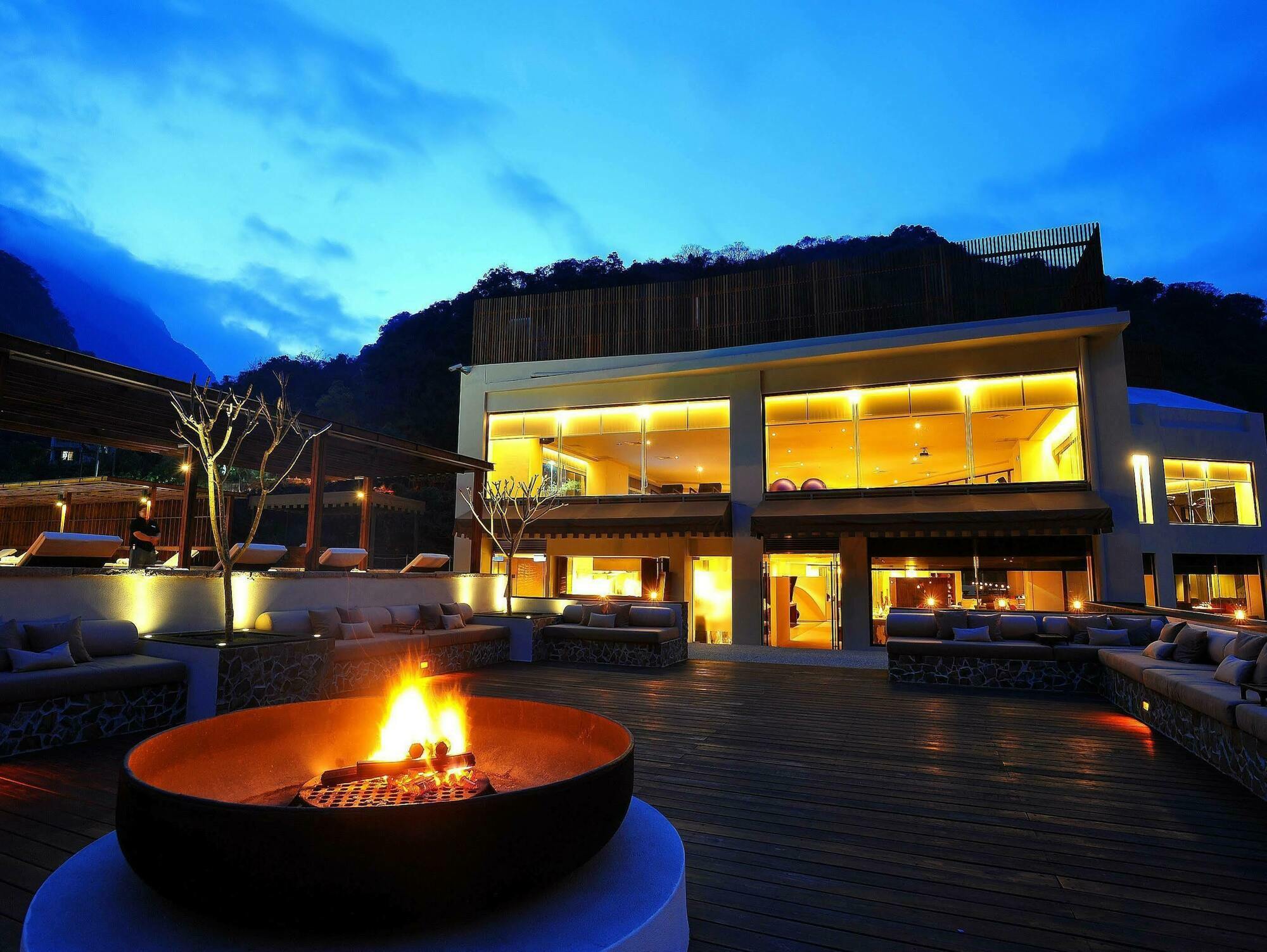 Silks Place Taroko Hotel Fushi Bagian luar foto